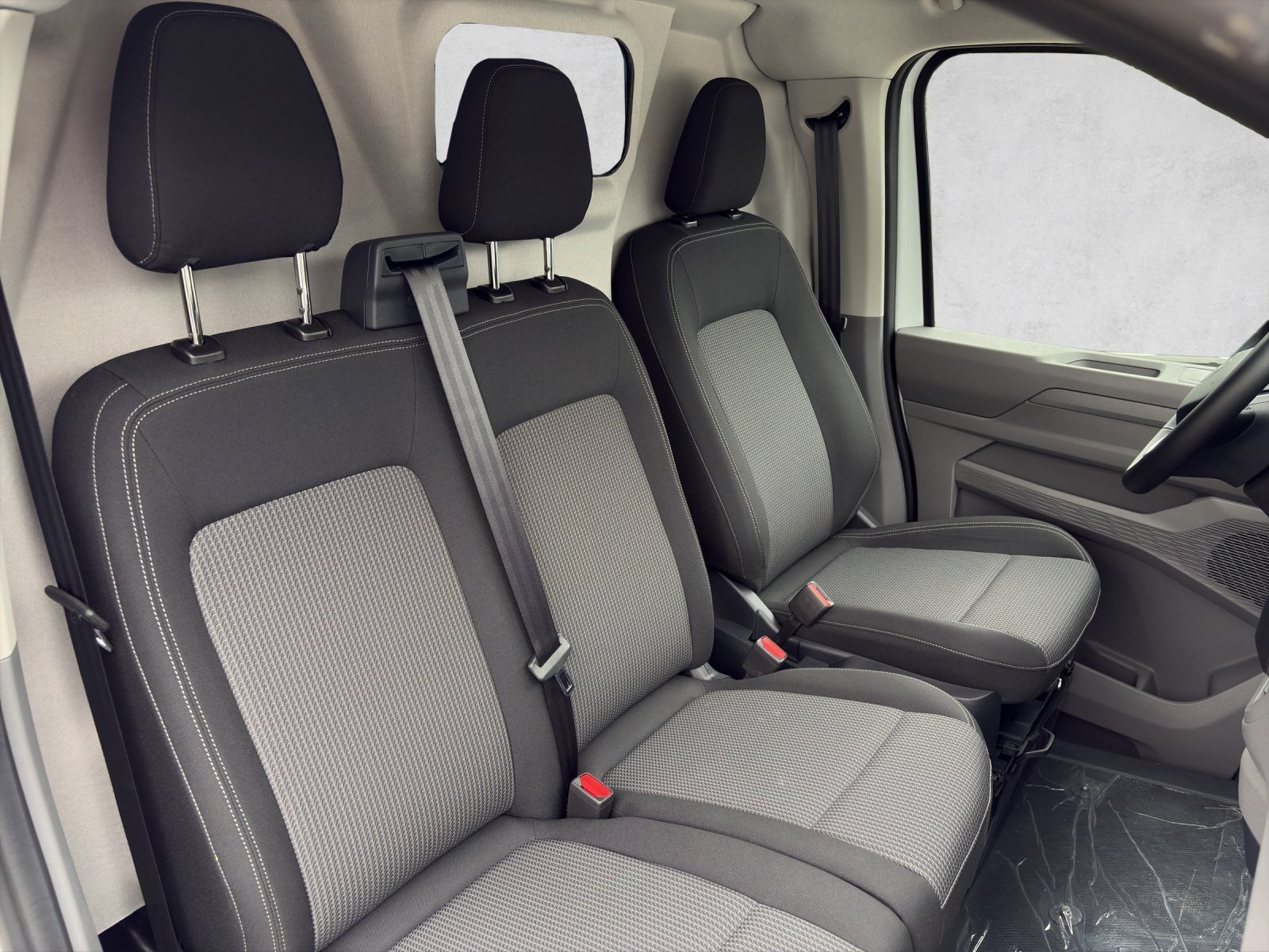 VW e-Transporter 70 kWh Pan Americana Lang, Electric, Second hand / Used, Automatic - 7