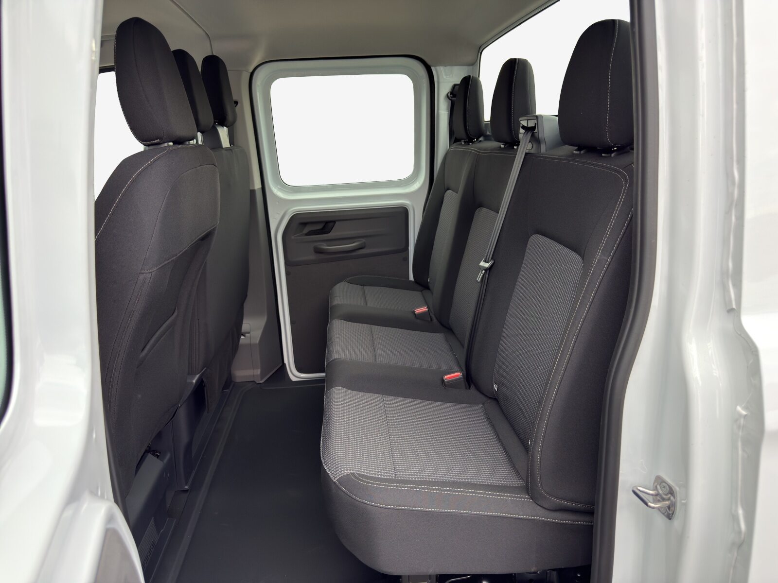 VW Transporter Fahrgestell Doppelkabine RS 3500mm, Diesel, Occasion / Utilisé, Manuelle - 5
