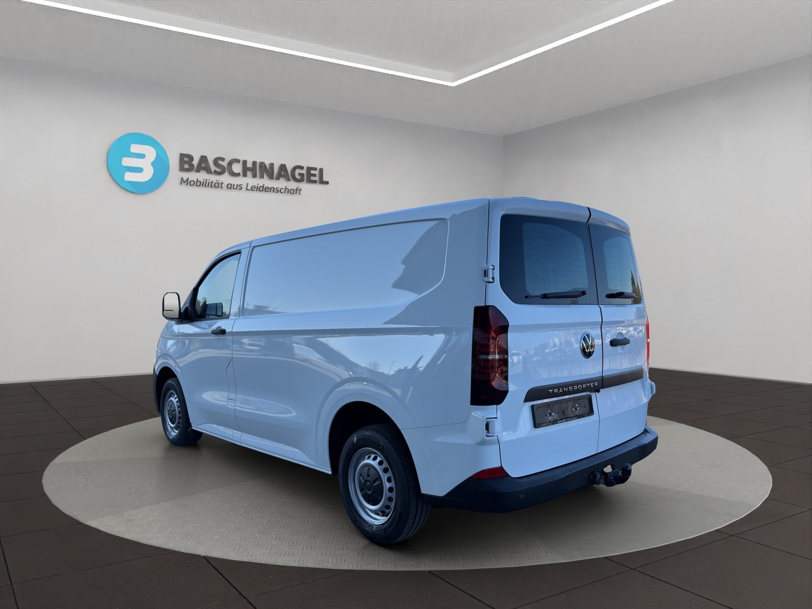 VW Transporter Kastenwagen RS 3100mm, Diesel, Manual - 2