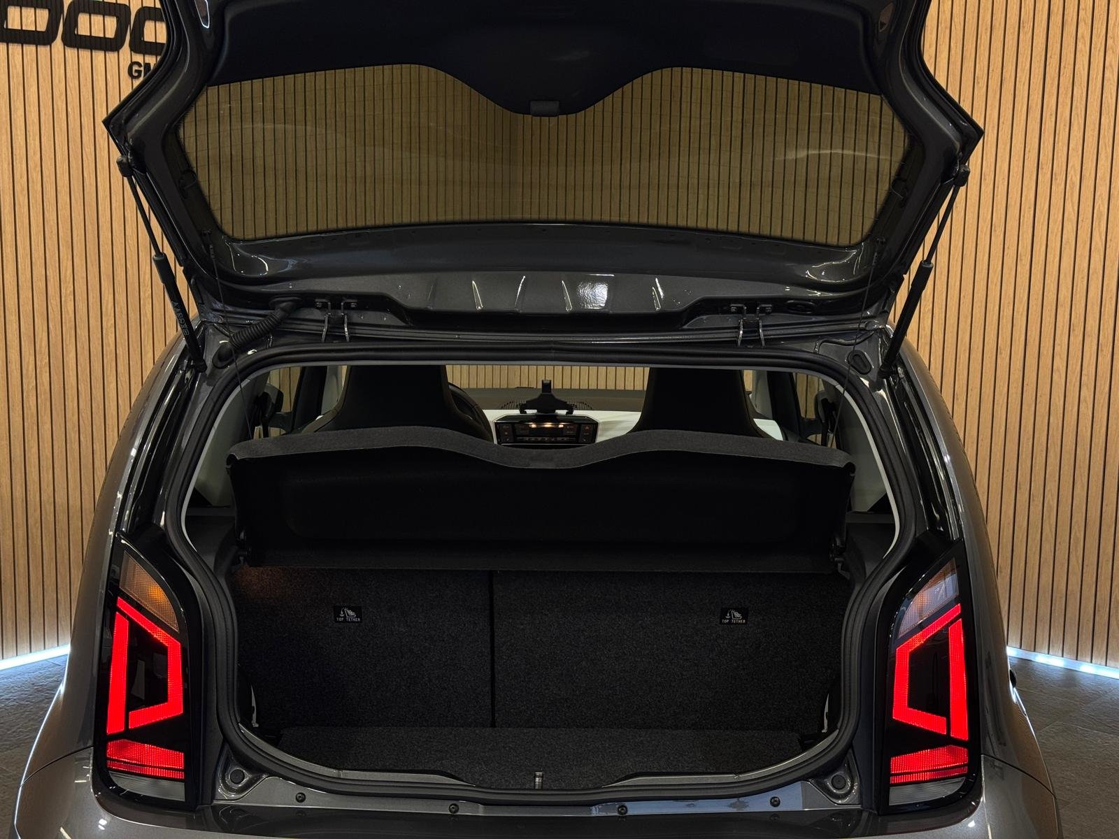 VW Up 1.0 MPI beats, Essence, Occasion / Utilisé, Manuelle - 6