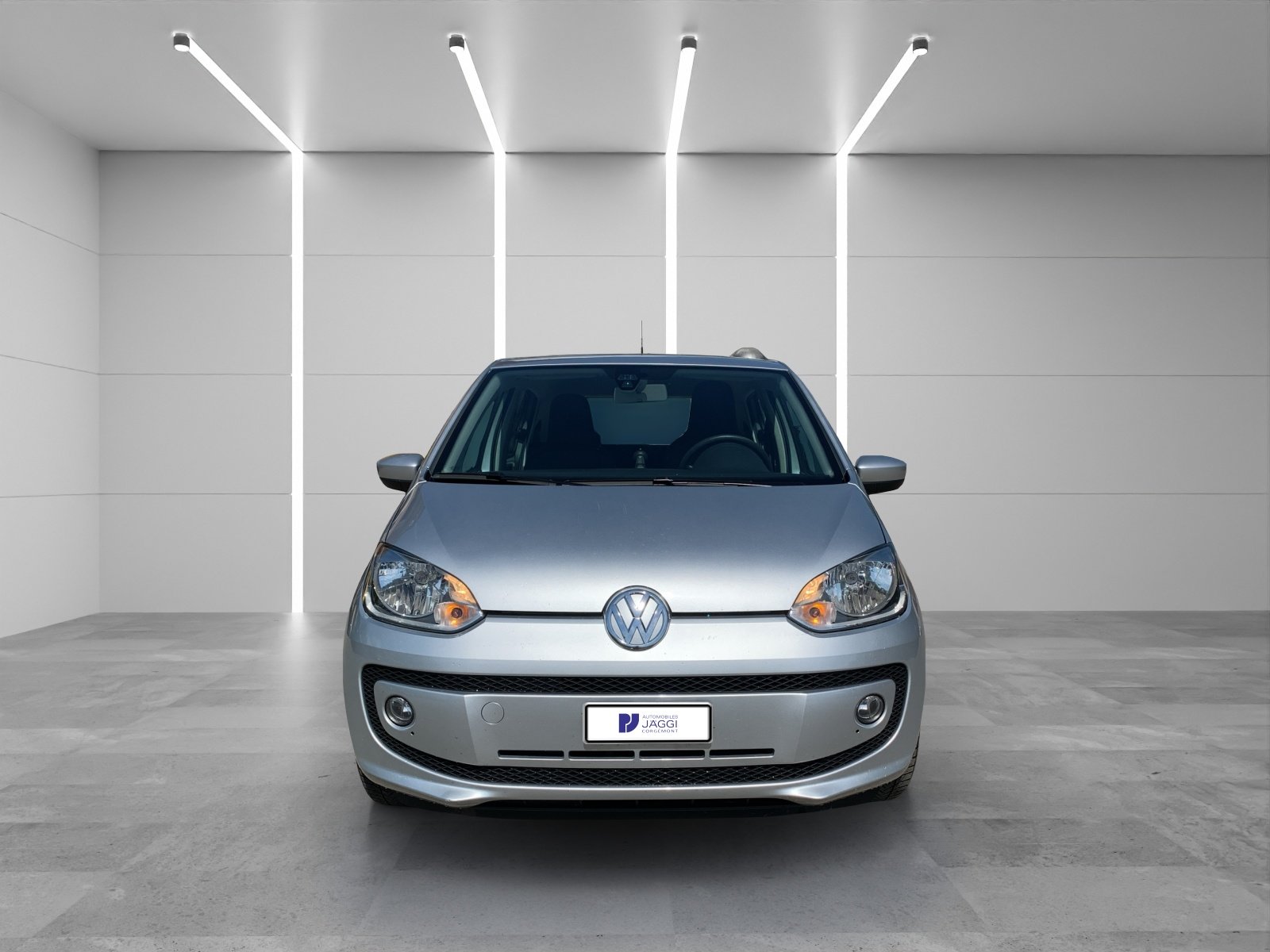 VW Up 1.0 BMT move up, Petrol, Second hand / Used, Manual - 6