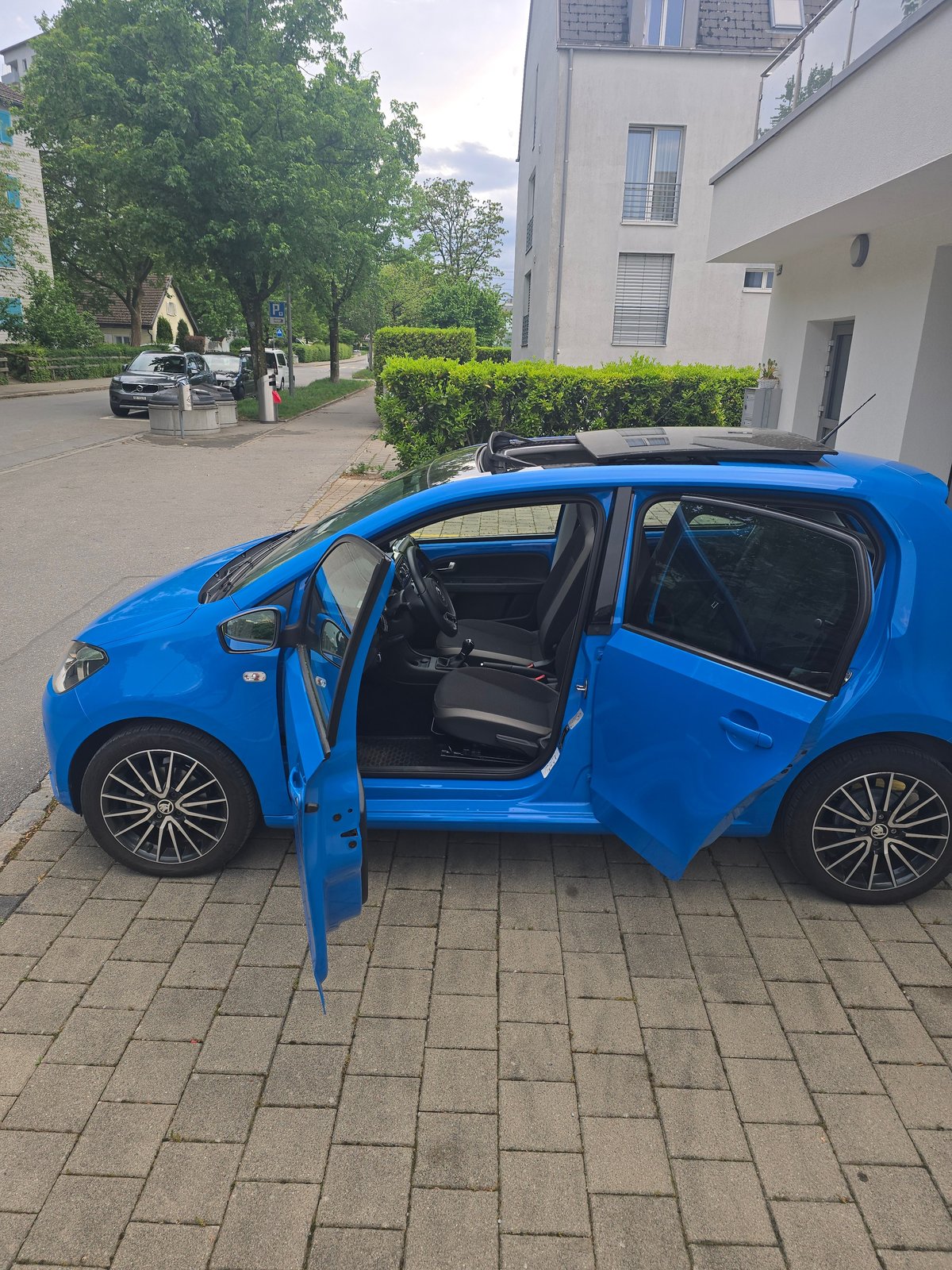 VW Up 1.0 day night, Petrol, Second hand / Used, Manual - 7