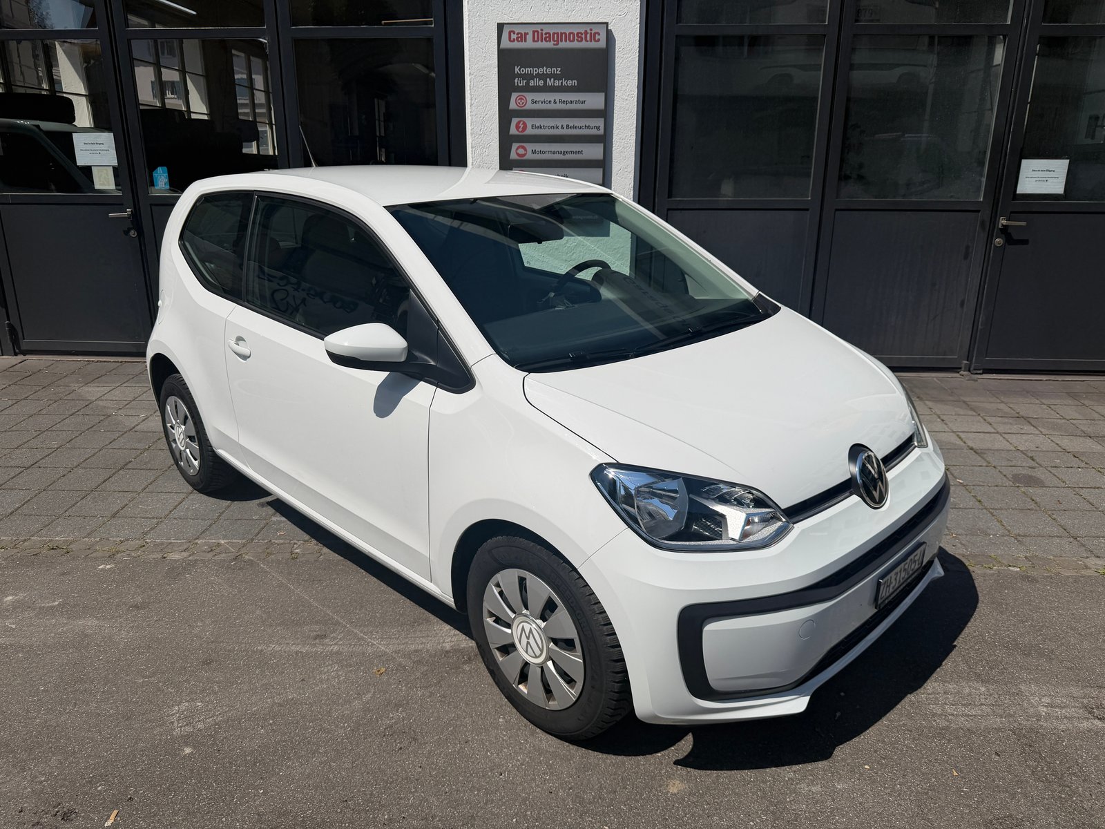 VW Up 1.0 MPI move up, Petrol, Second hand / Used, Manual - 2