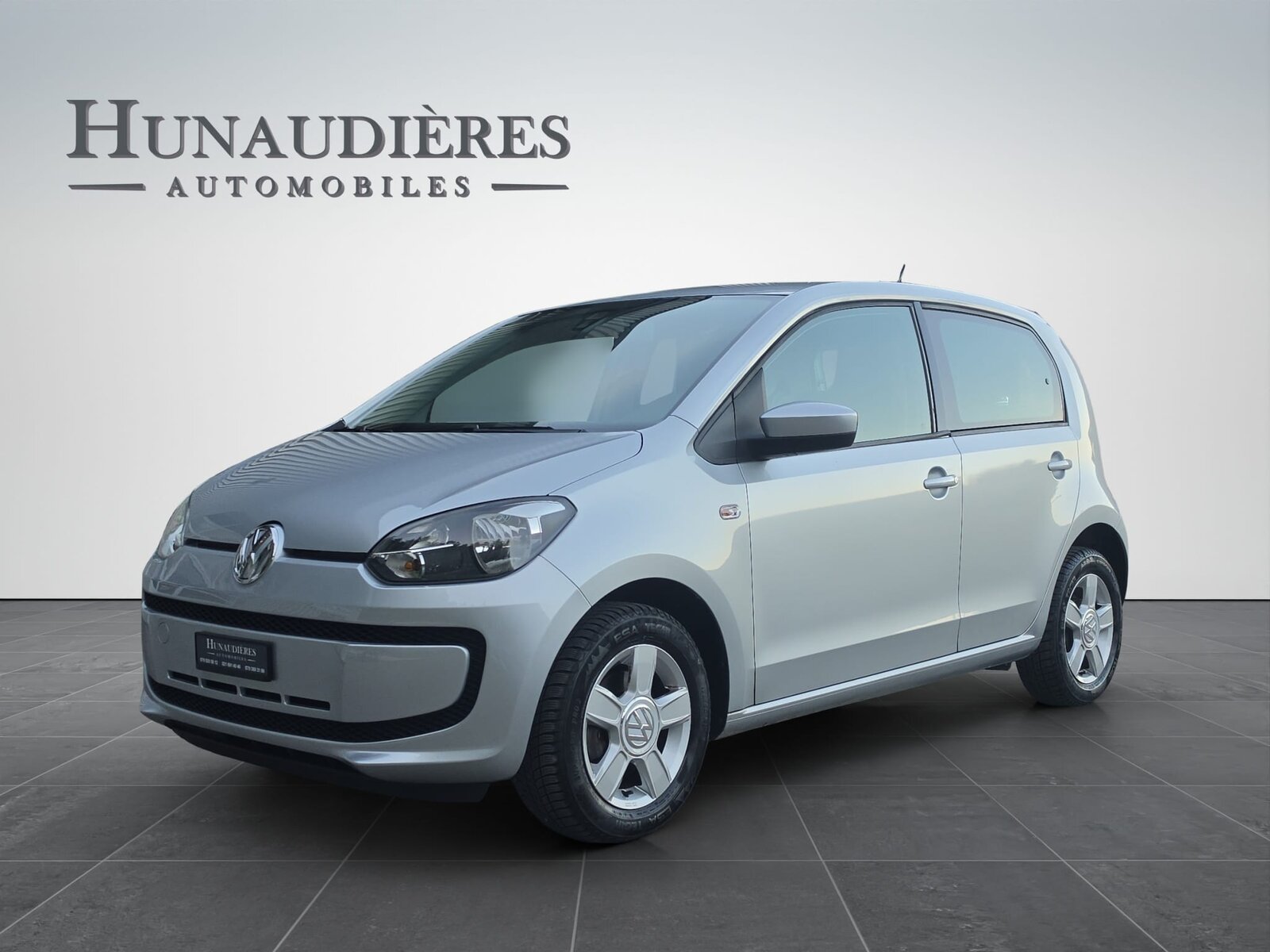 VW Up 1.0 black up Art on Ice