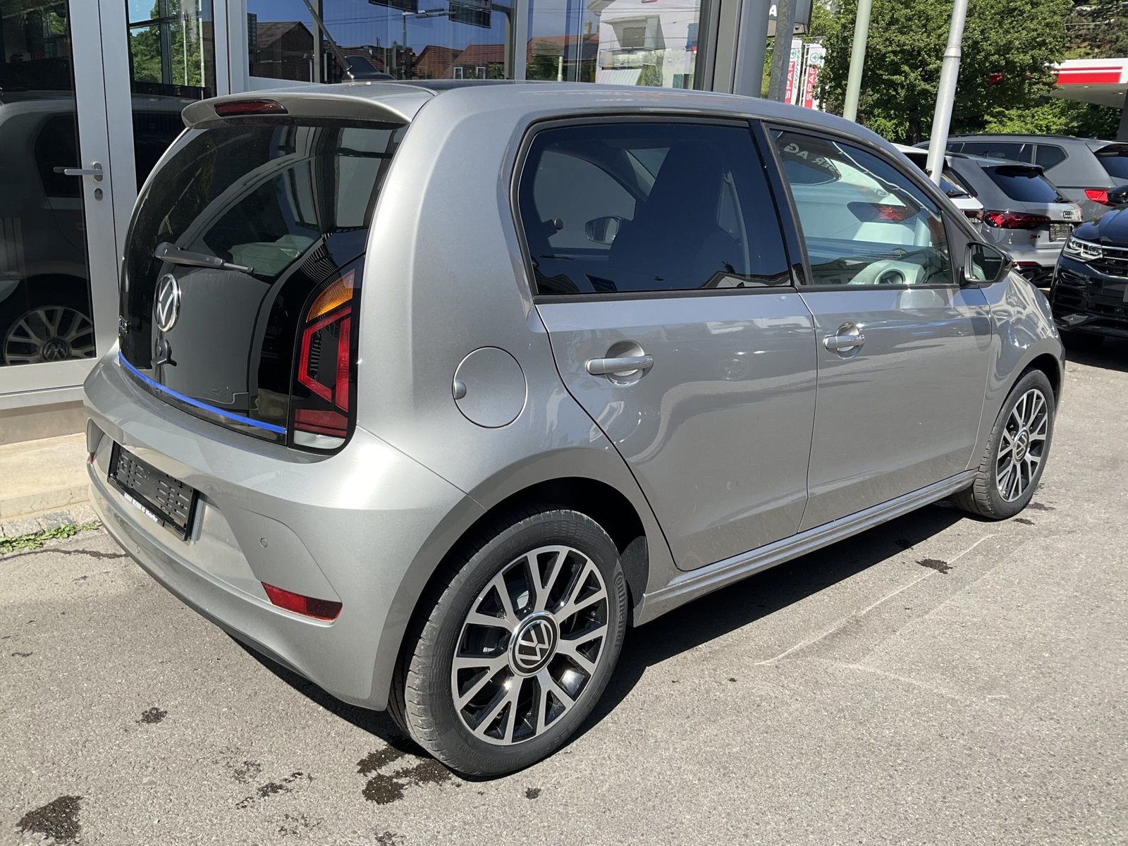 VW e-up *** EDITION INKL. WINTERRÄDER ***, Electric, New car, Automatic - 4