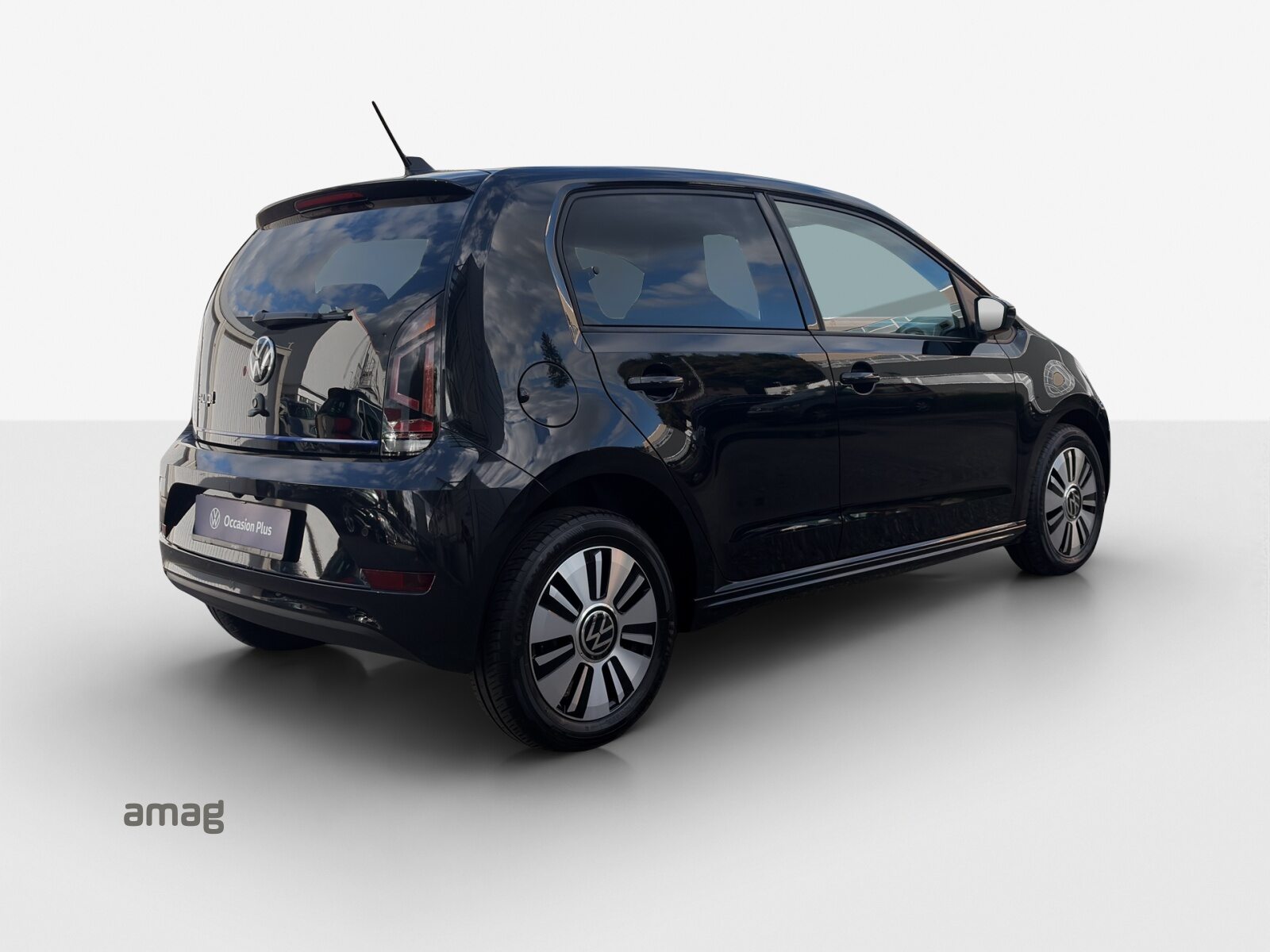 VW e-up!, Electric, Second hand / Used, Automatic - 5