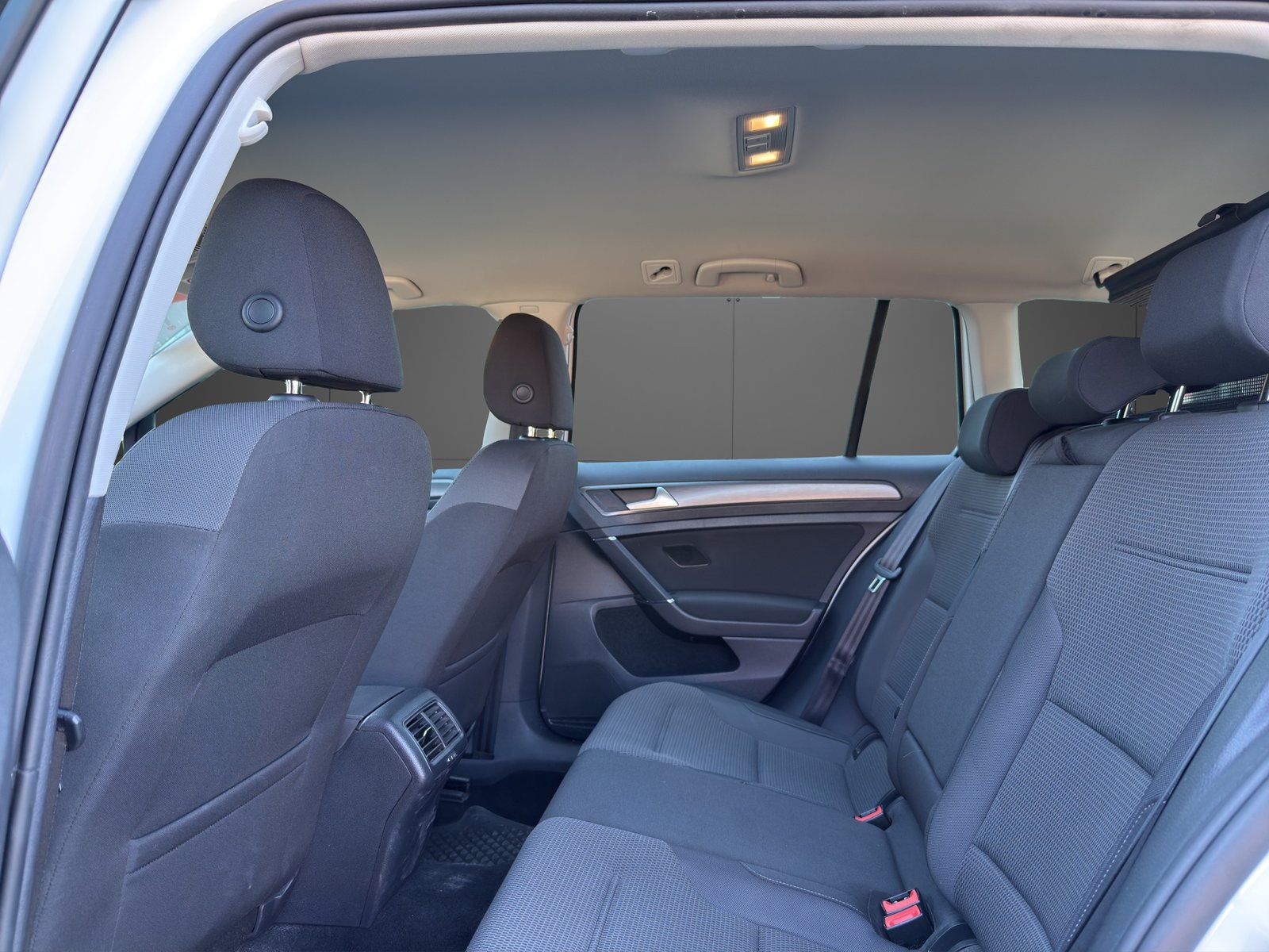VW VII Variant 1.6 TDI Comfortline, Diesel, Occasioni / Usate - 7