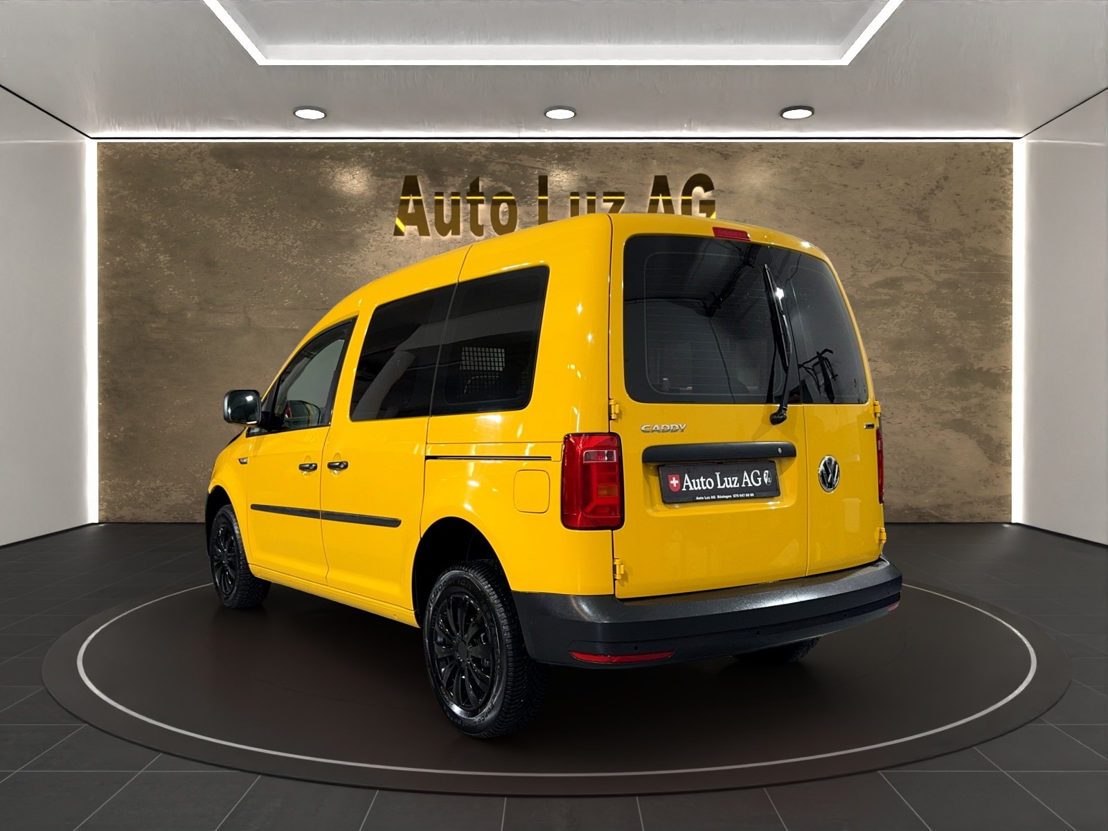 VW VW Caddy 2.0TDI 4Motion BlueMotion Technology DSG, Diesel, Second hand / Used, Automatic - 4