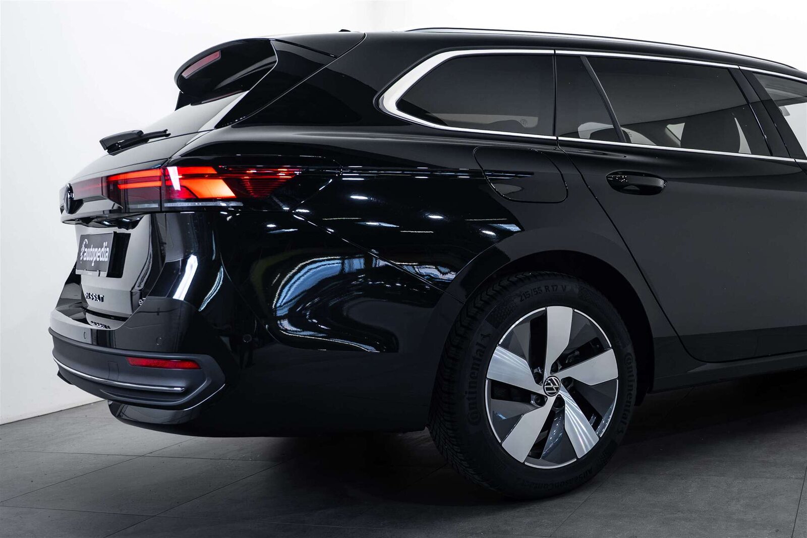 VW VW Passat Variant 1.5 eTSI evo2 Business DSG, Mild-Hybrid Petrol/Electric, Second hand / Used, Automatic - 4
