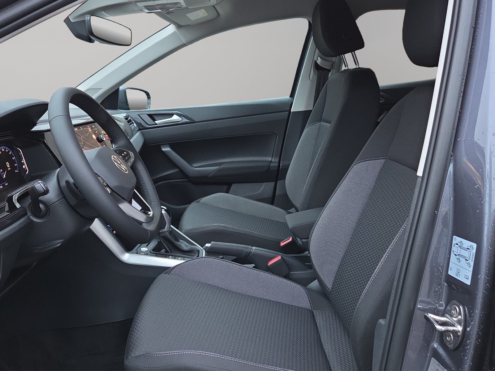 VW VW Polo Life, Petrol, New car, Automatic - 6