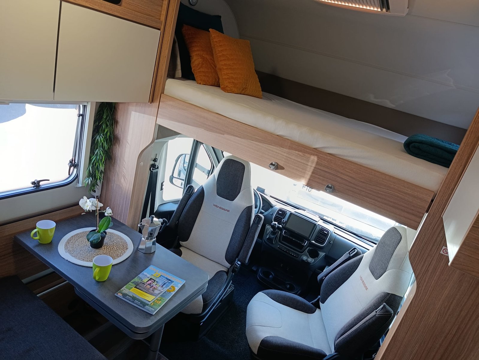 WEINSBERG Carahome MEG 650 *** Absolut voll ausgestattet und, Diesel, Occasion / Gebraucht, Automatik - 2