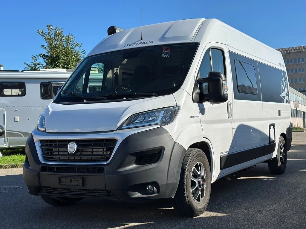 WESTFALIA Columbus**Querbett**Automat**4 Pers.**5.99m Länge**561Kg Nut, Diesel, Second hand / Used, Automatic - 4