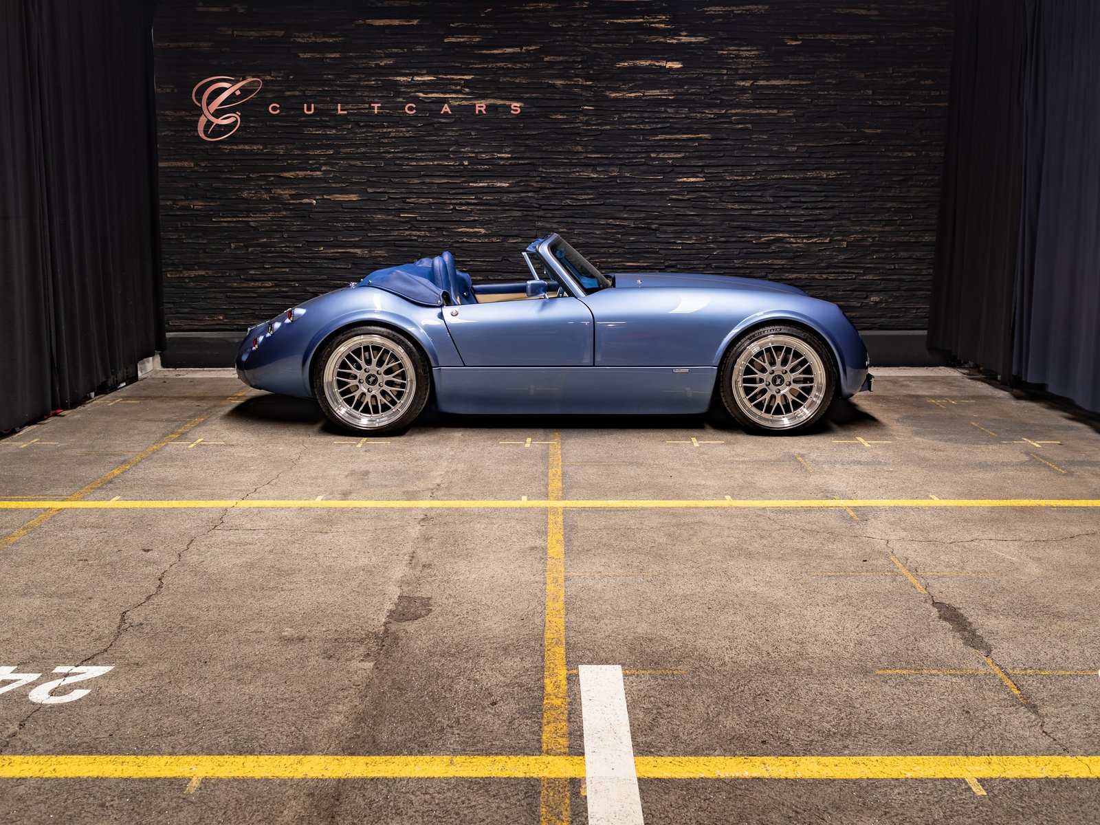 WIESMANN Roadster MF3