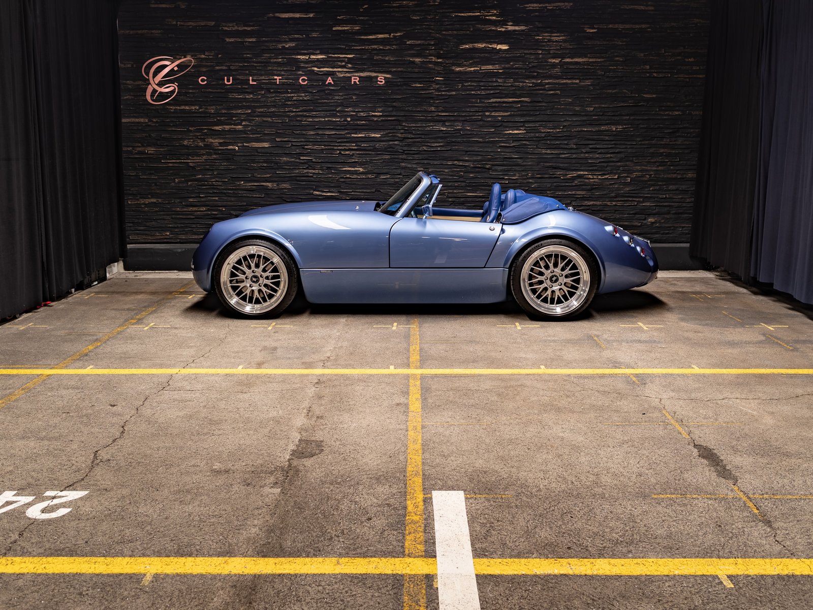WIESMANN Roadster MF3, Essence, Occasion / Utilisé, Manuelle - 2