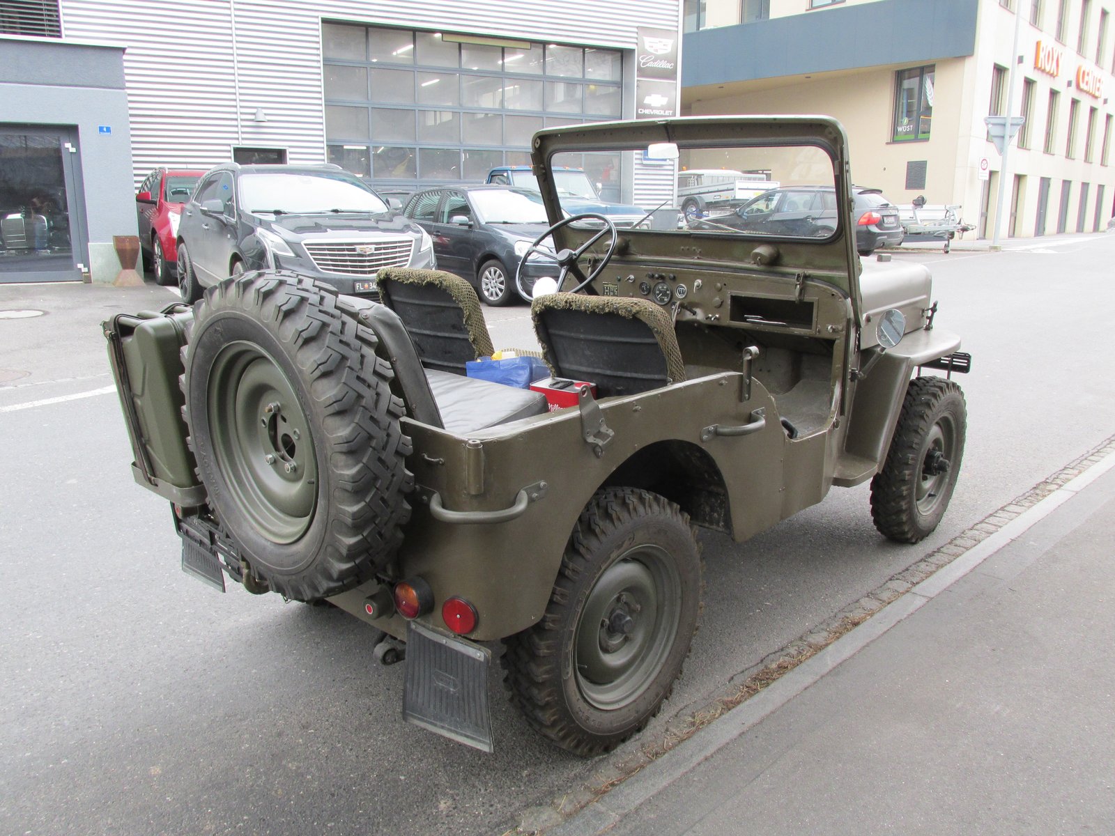 WILLYS CJ 3B CH Armee Universal Jeep, Benzin, Oldtimer, Handschaltung - 6