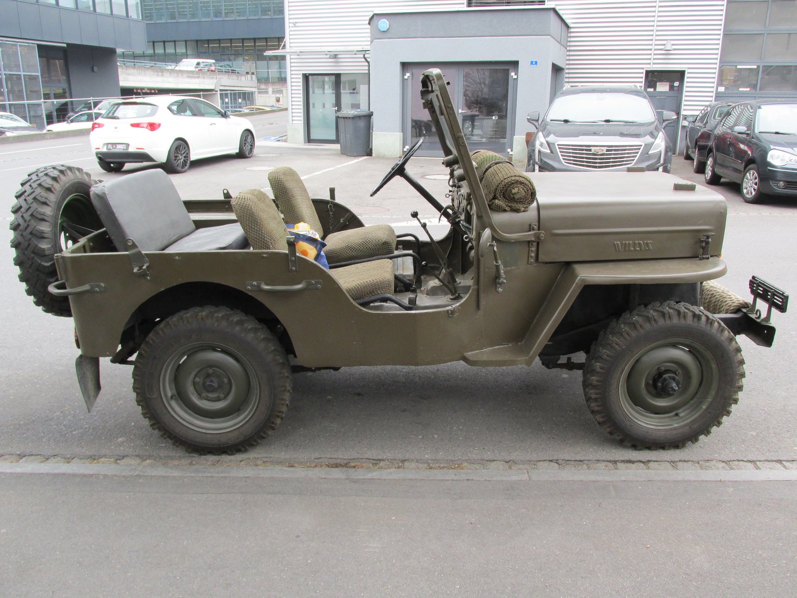 WILLYS CJ 3B CH Armee Universal Jeep, Benzin, Oldtimer, Handschaltung - 7