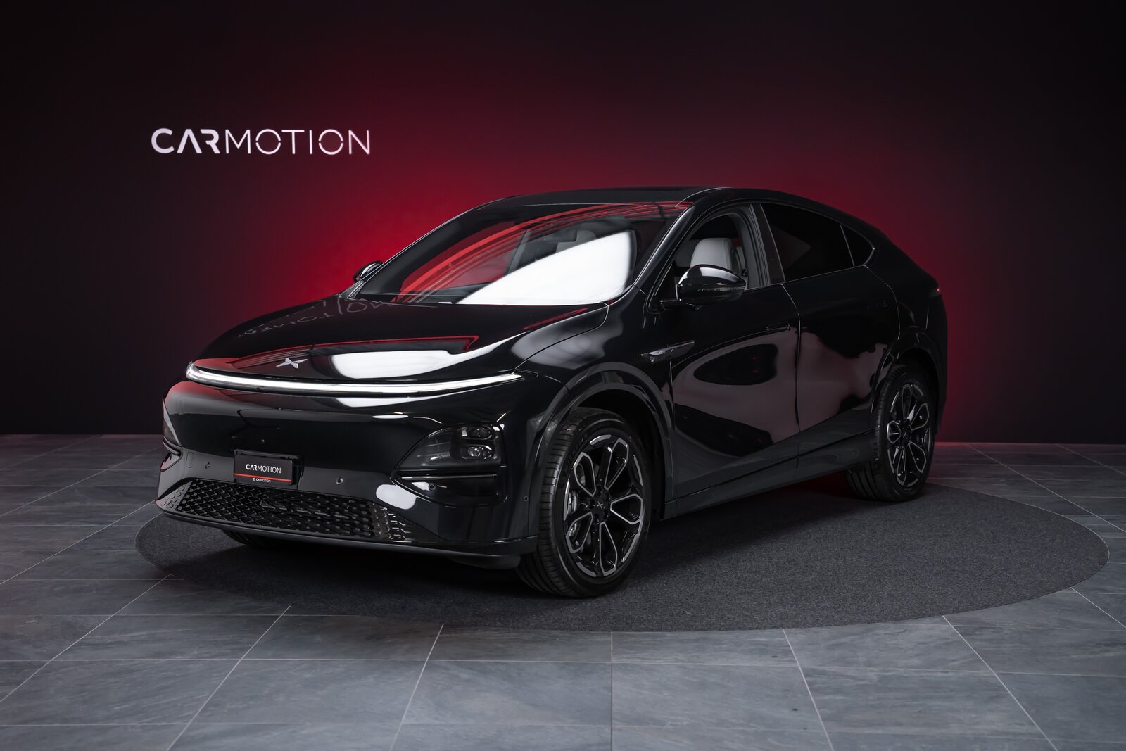 Xpeng G6 80kWh Performance AWD / Anhängerkupplung schwenkbar / P