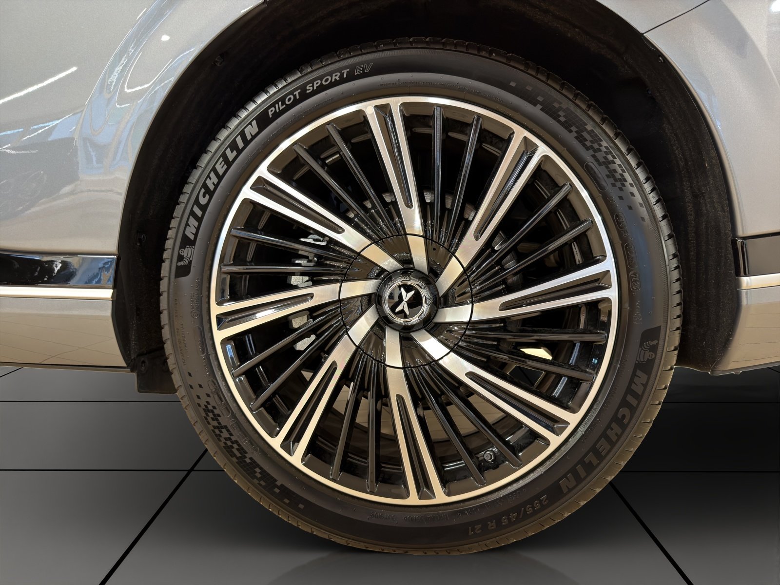 Xpeng G9 93kWh Performance AWD, Elektro, Neuwagen, Automatik - 7