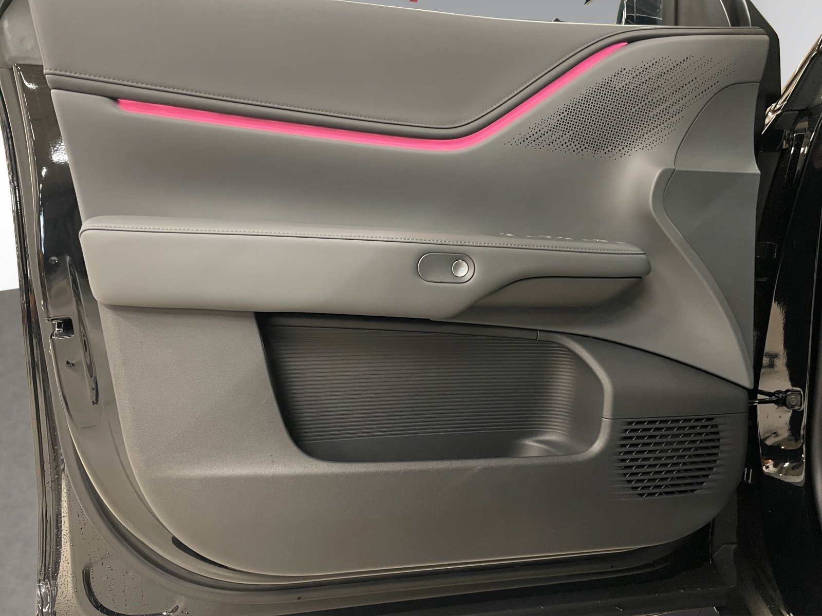 Xpeng G9 93kWh Performance AWD, Elettrica, Auto nuove, Automatico - 6