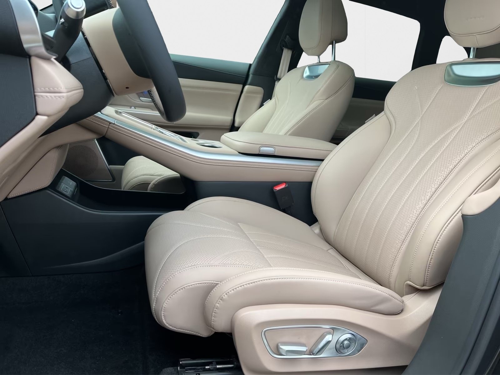 Xpeng G9 93kWh Performance AWD Premium-Paket und AHK neues M, Electric, New car, Automatic - 4