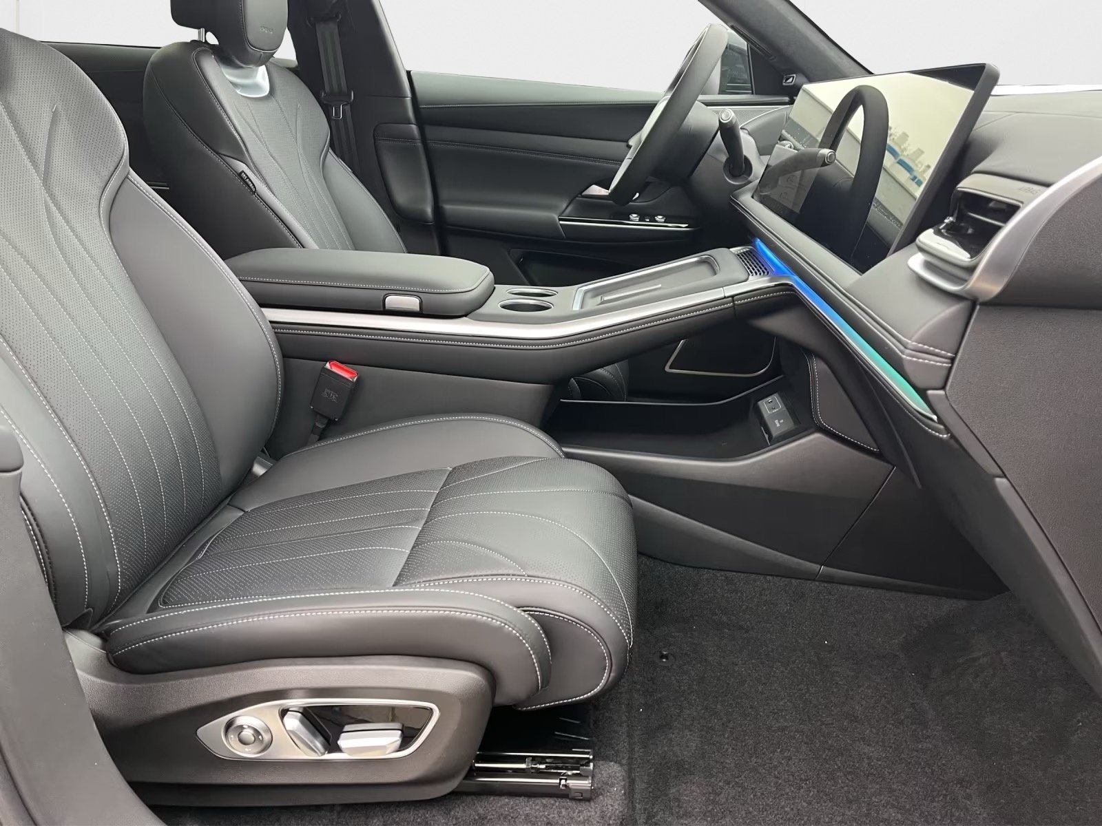 Xpeng G9 93kWh Performance AWD Black Edition Premium Paket, Elettrica, Auto nuove, Automatico - 7