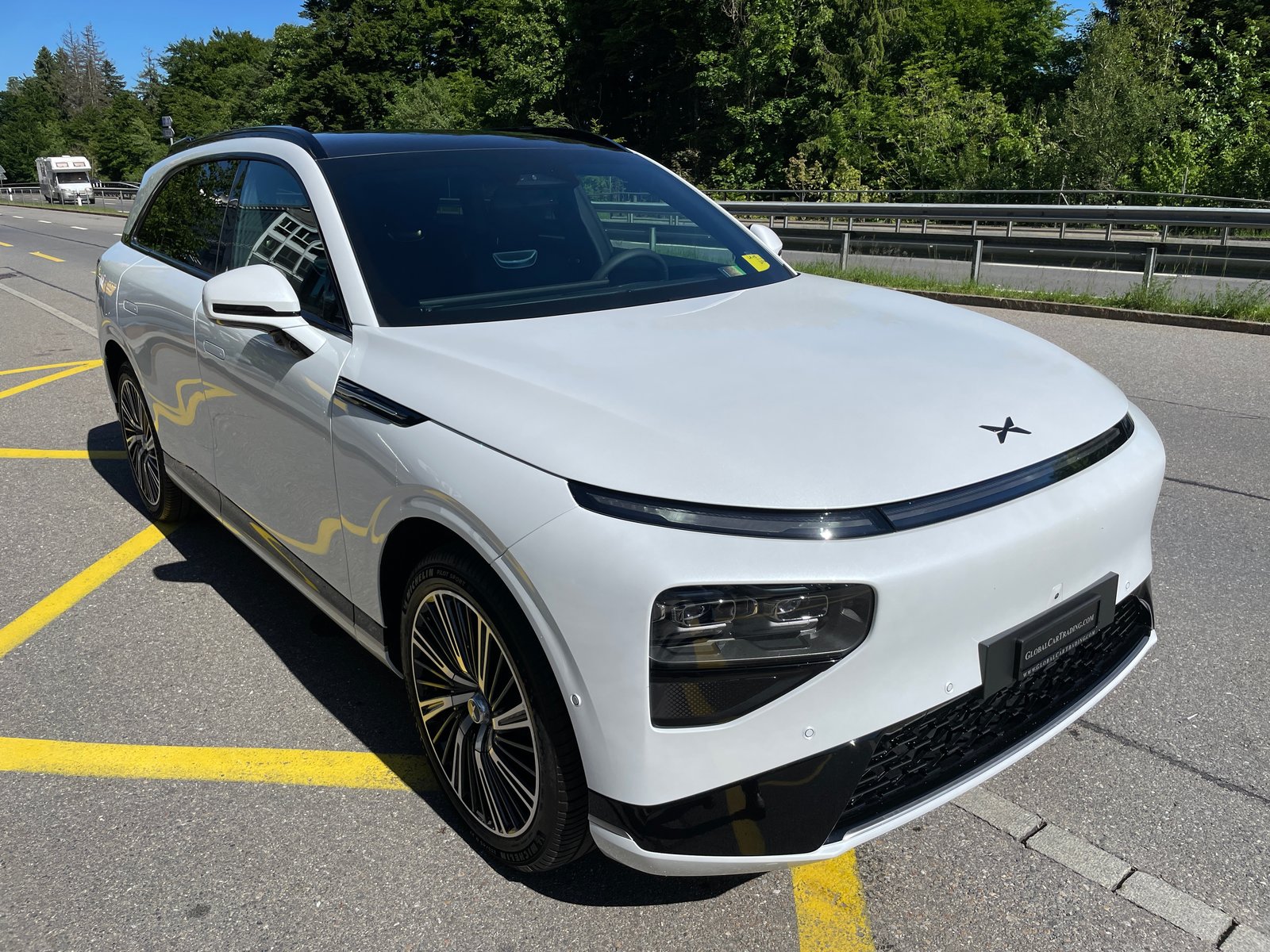 Xpeng G9 93kWh Performance AWD mit AHK und Premium Paket, Electric, New car, Automatic - 3