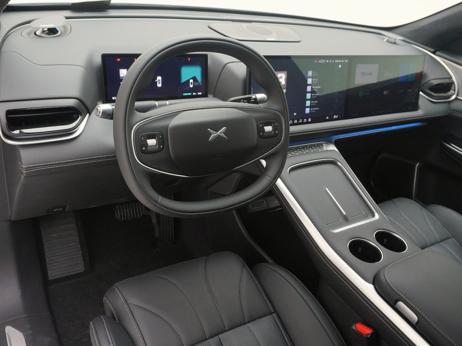 Xpeng G9 Performance AWD, Electric, New car, Automatic - 4