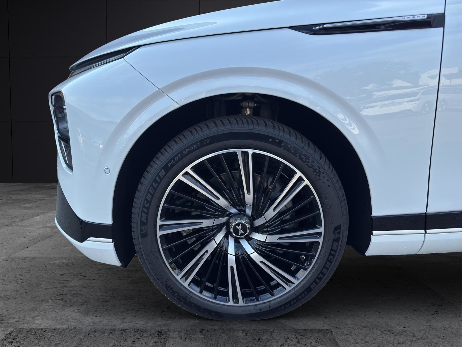 Xpeng G9 Performance AWD, Elektro, Neuwagen, Automatik - 4