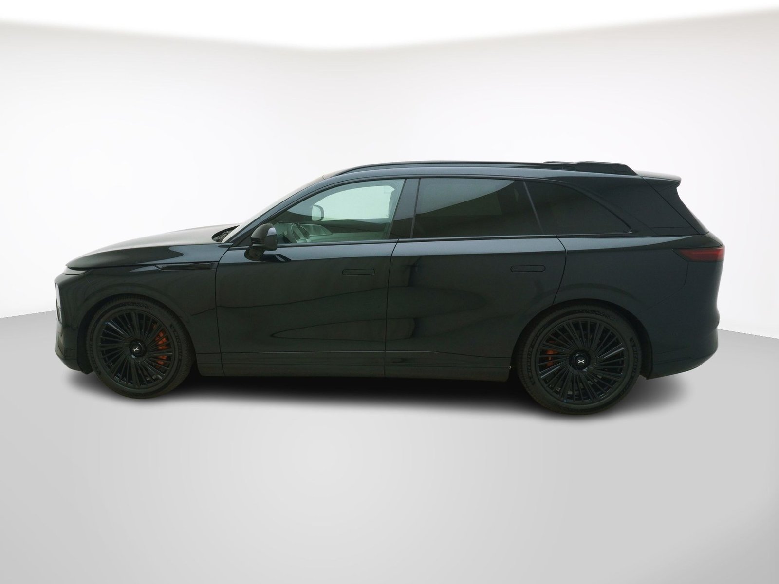 Xpeng G9 Performance Black Edition AWD, Electric, New car, Automatic - 2