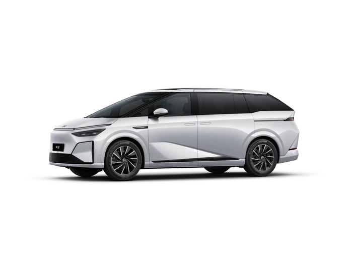 Xpeng X9 AWD Performance, Electric, New car, Automatic