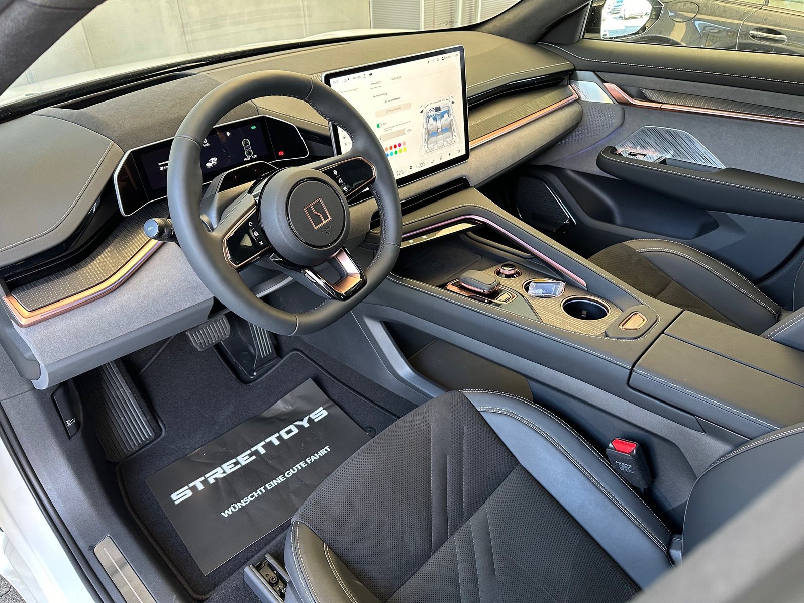 ZEEKR 001 96kWh Performace AWD, Electric, New car, Automatic - 7