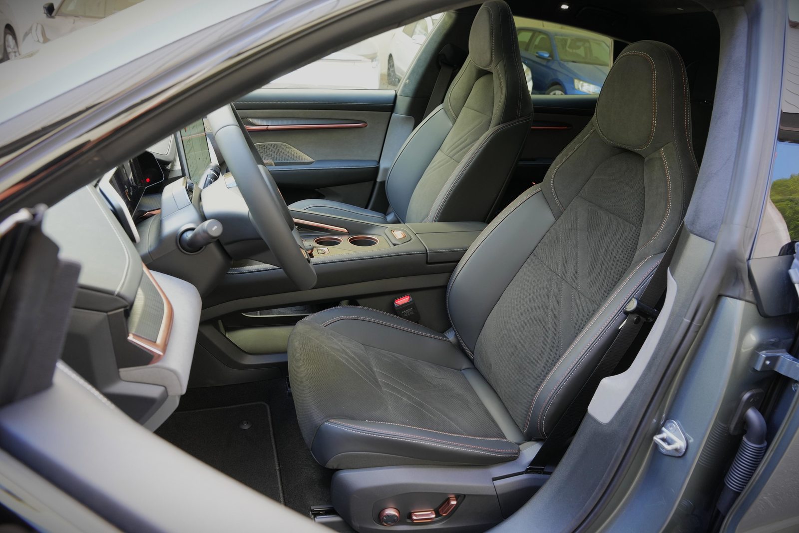 ZEEKR 001 Privilege AWD, Elektro, Neuwagen, Automatik - 7