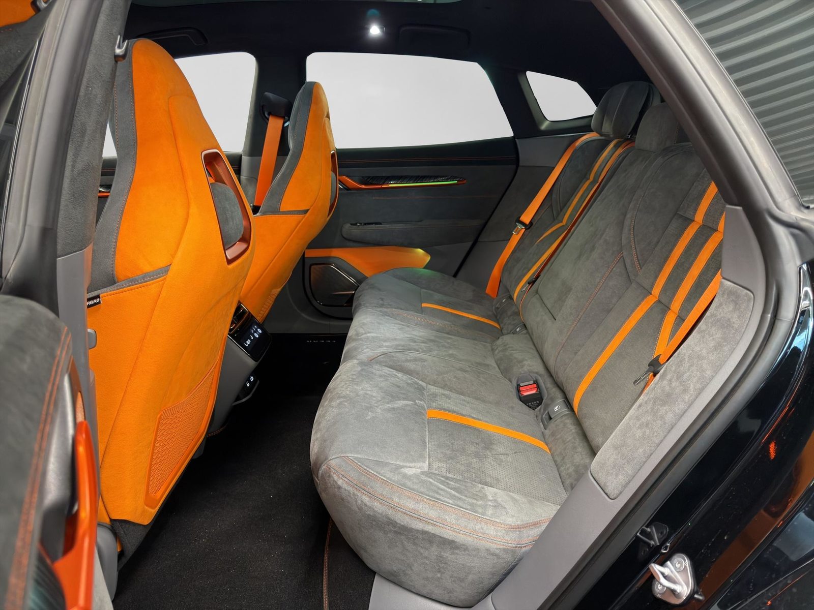 ZEEKR 001 Privilege AWD, Electric, New car, Automatic - 7
