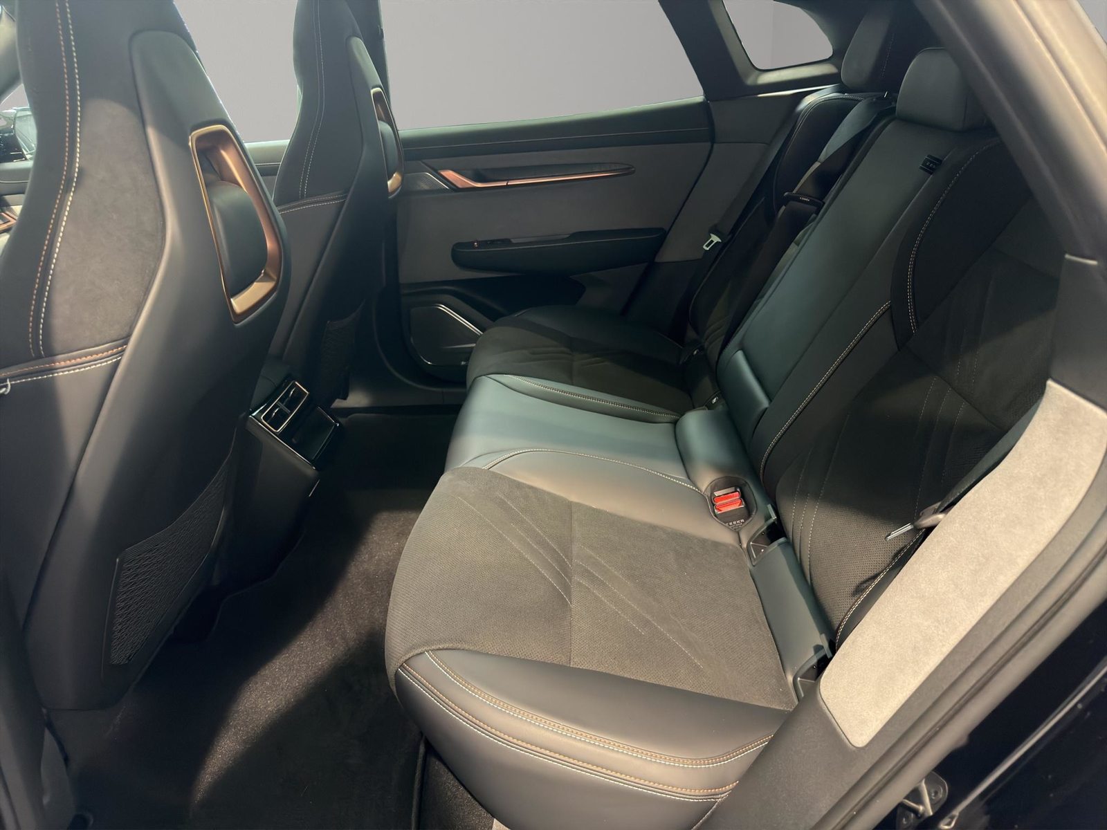 ZEEKR 001 Performance AWD, Elektro, Neuwagen, Automatik - 7