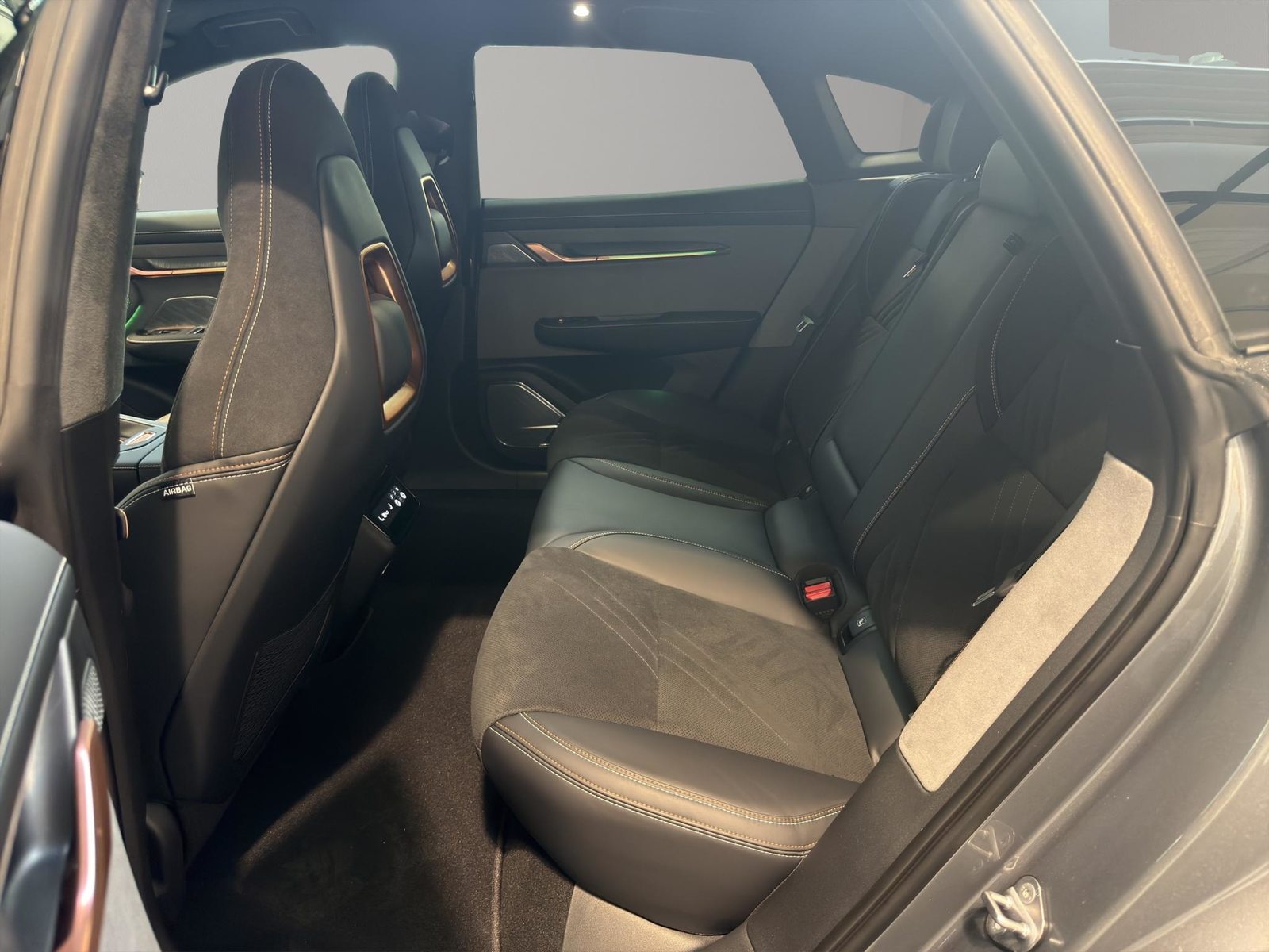 ZEEKR 001 Privilege AWD, Elettrica, Occasioni / Usate, Automatico - 6