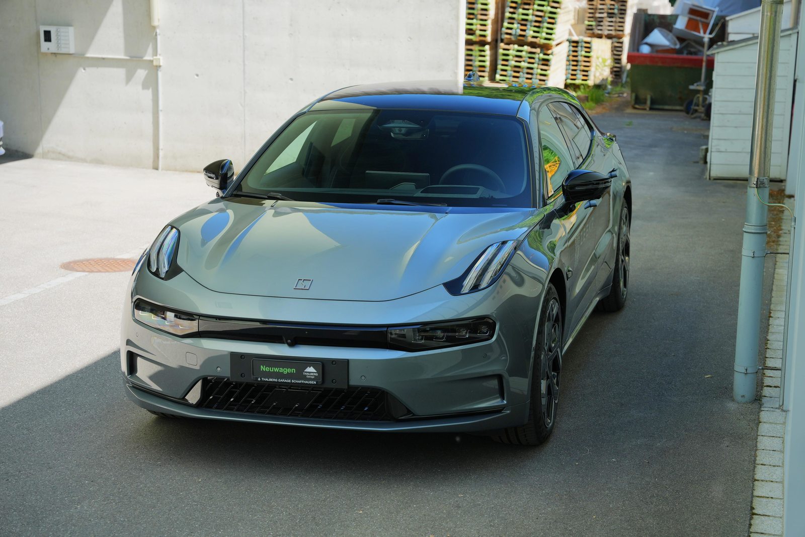 ZEEKR 001 Performance AWD, Electric, Ex-demonstrator, Automatic - 2