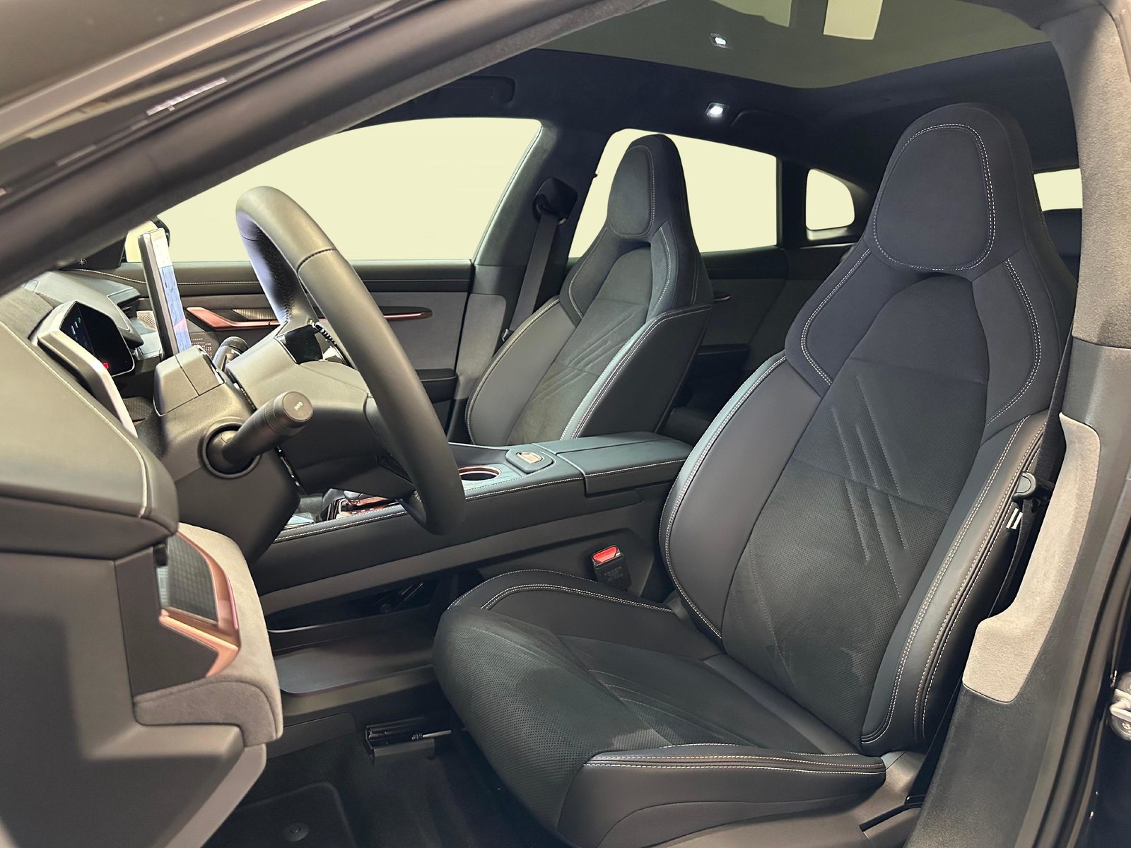 ZEEKR 001 Privilege AWD, Elektro, Vorführwagen, Automatik - 5