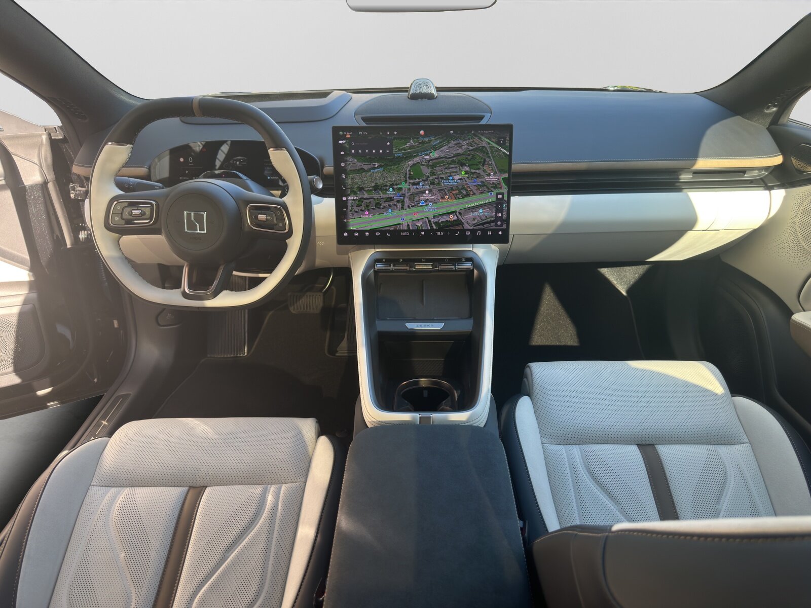 ZEEKR 7GT Privilege Launch Edition AWD, Electric, New car, Automatic - 7