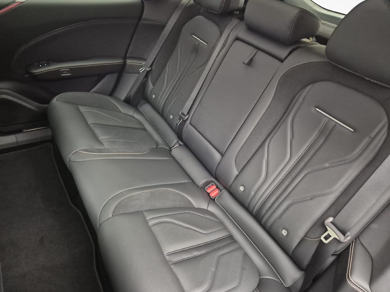 ZEEKR 7GT Privilege AWD - ab 1.29% Leasing, Électrique, Voiture de démonstration, Automatique - 7