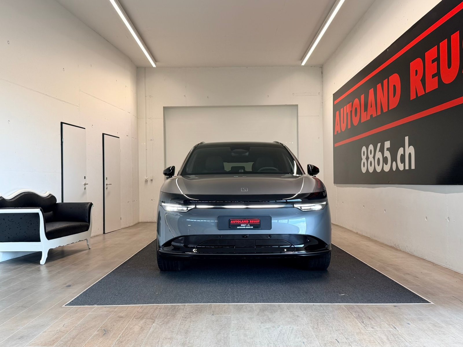 ZEEKR 7X 100kWh Privilege AWD, Electric, New car, Automatic - 2