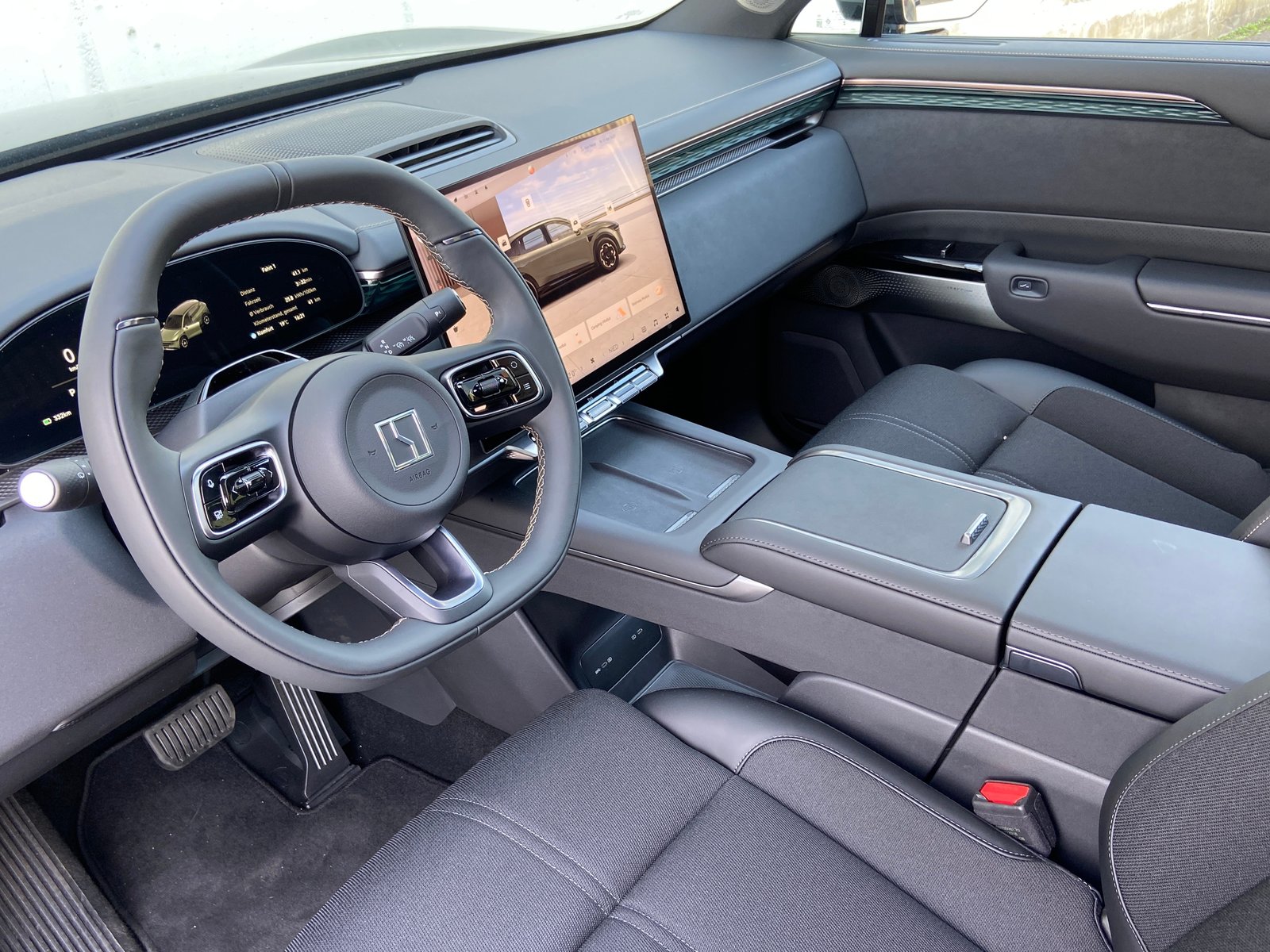 ZEEKR 7X 71kWh Core RWD, Elektro, Neuwagen, Automatik - 7
