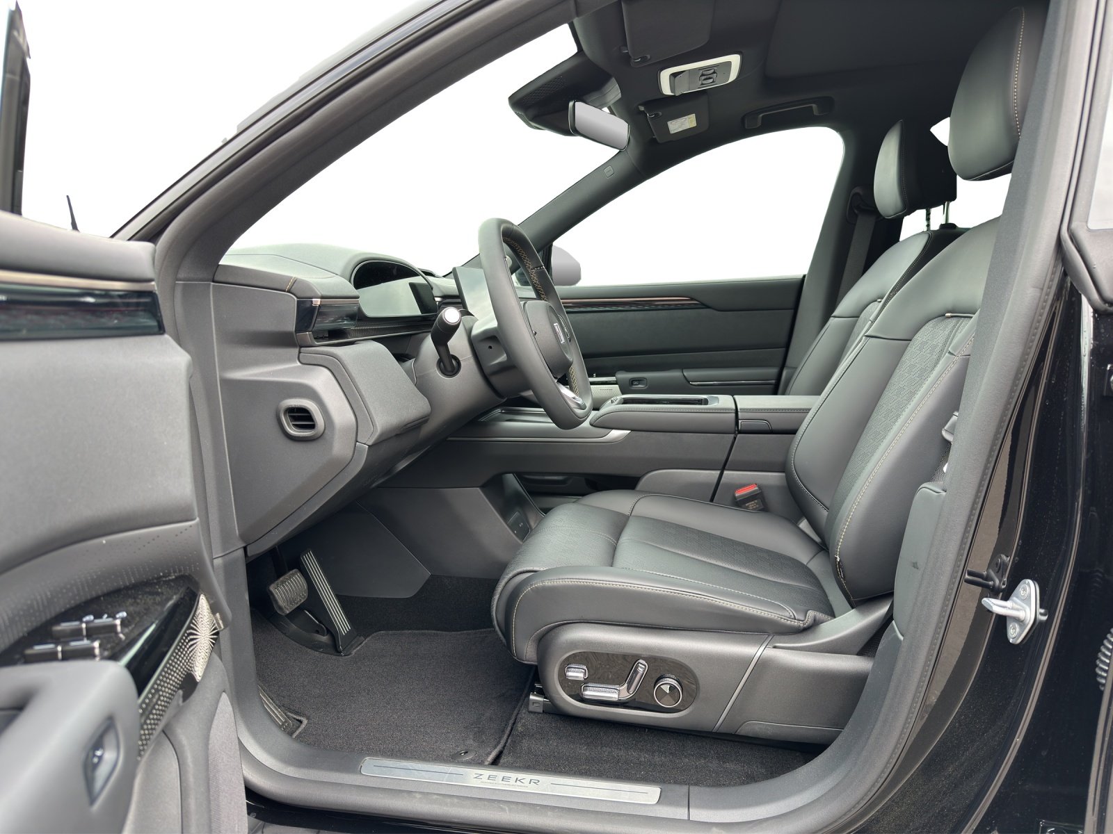 ZEEKR 7X Privilege AWD, Elektro, Neuwagen, Automatik - 7