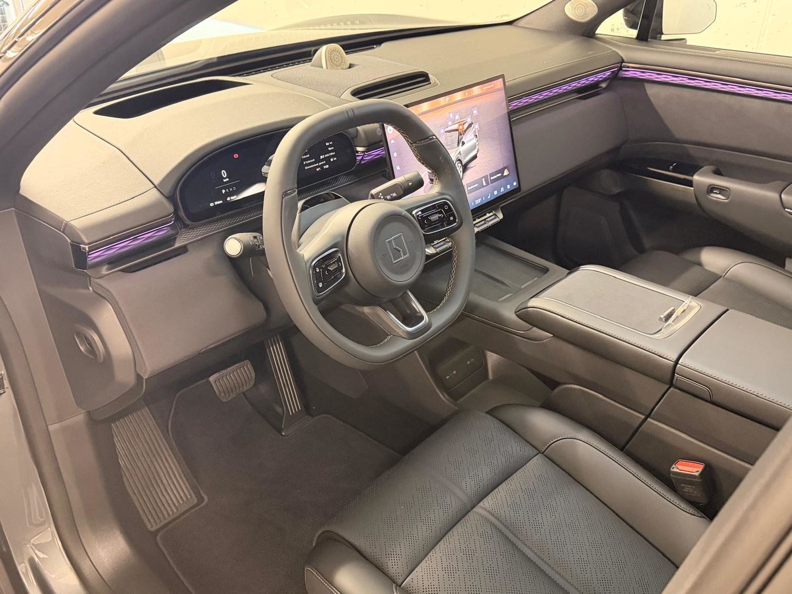 ZEEKR 7X Privilege AWD, Electric, New car, Automatic - 5