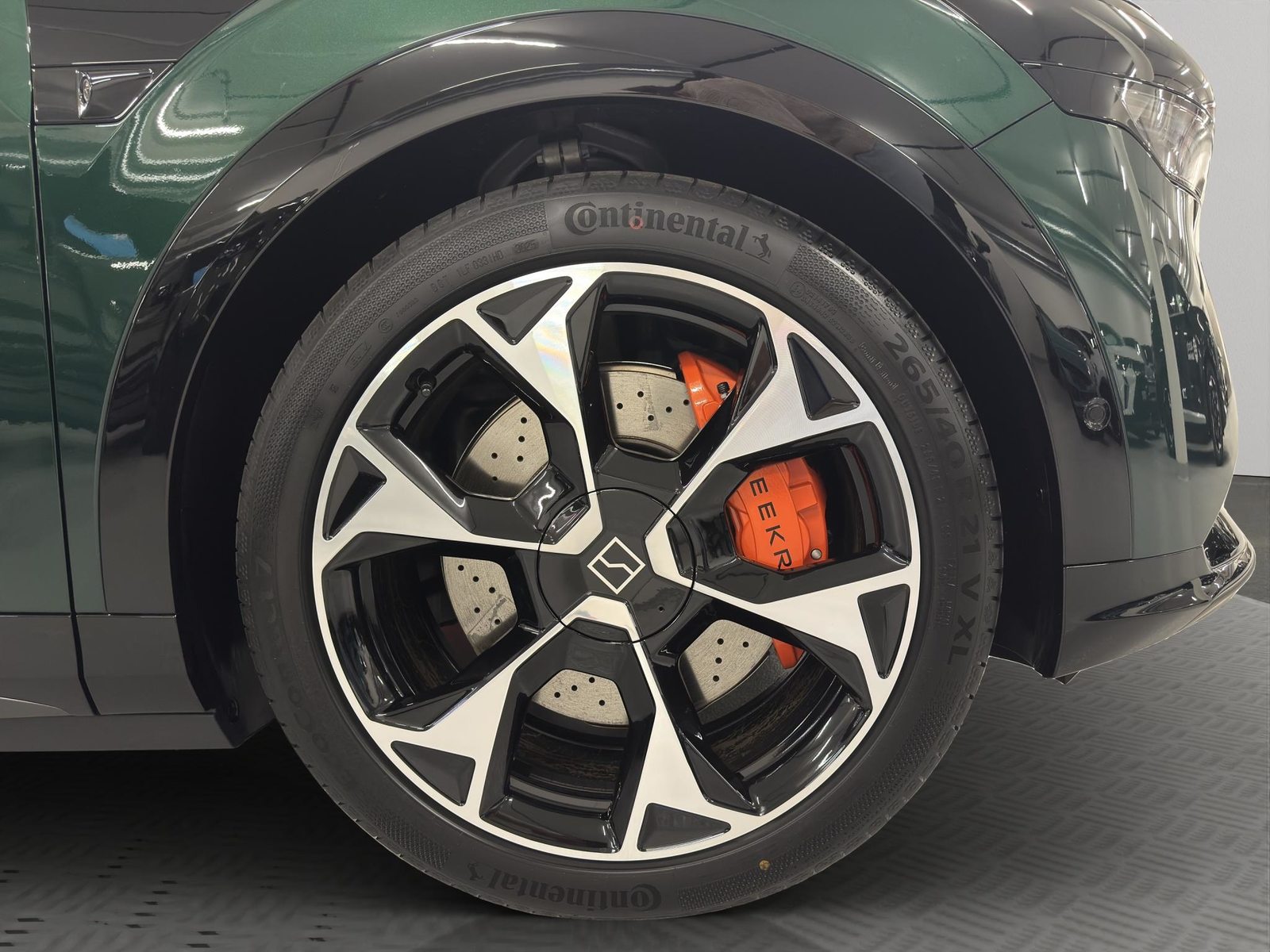 ZEEKR 7X Privilege AWD, Electric, New car, Automatic - 7