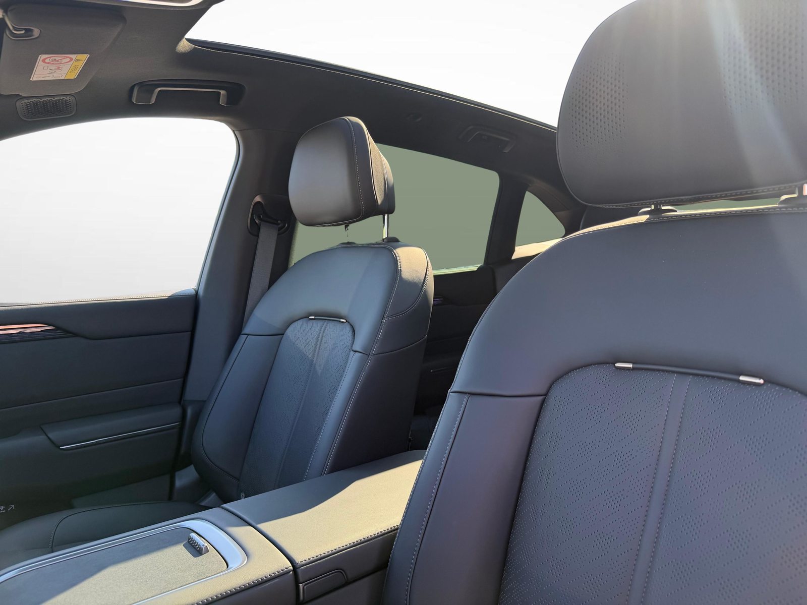 ZEEKR 7X Privilege AWD, Electric, New car, Automatic - 3