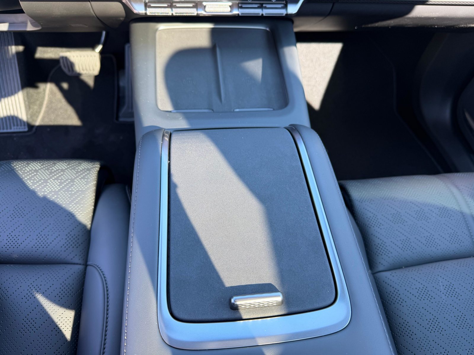 ZEEKR 7X Privilege AWD, Electric, New car, Automatic - 7