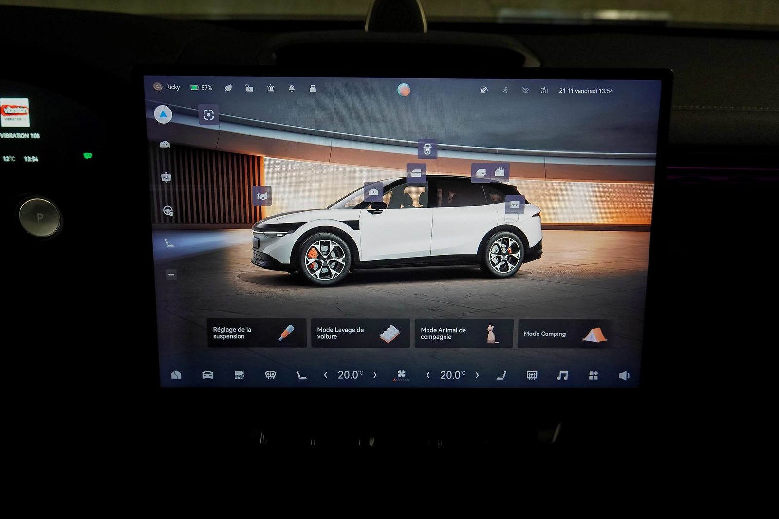 ZEEKR 7X Privilege AWD, Électrique, Voiture nouvelle, Automatique - 7