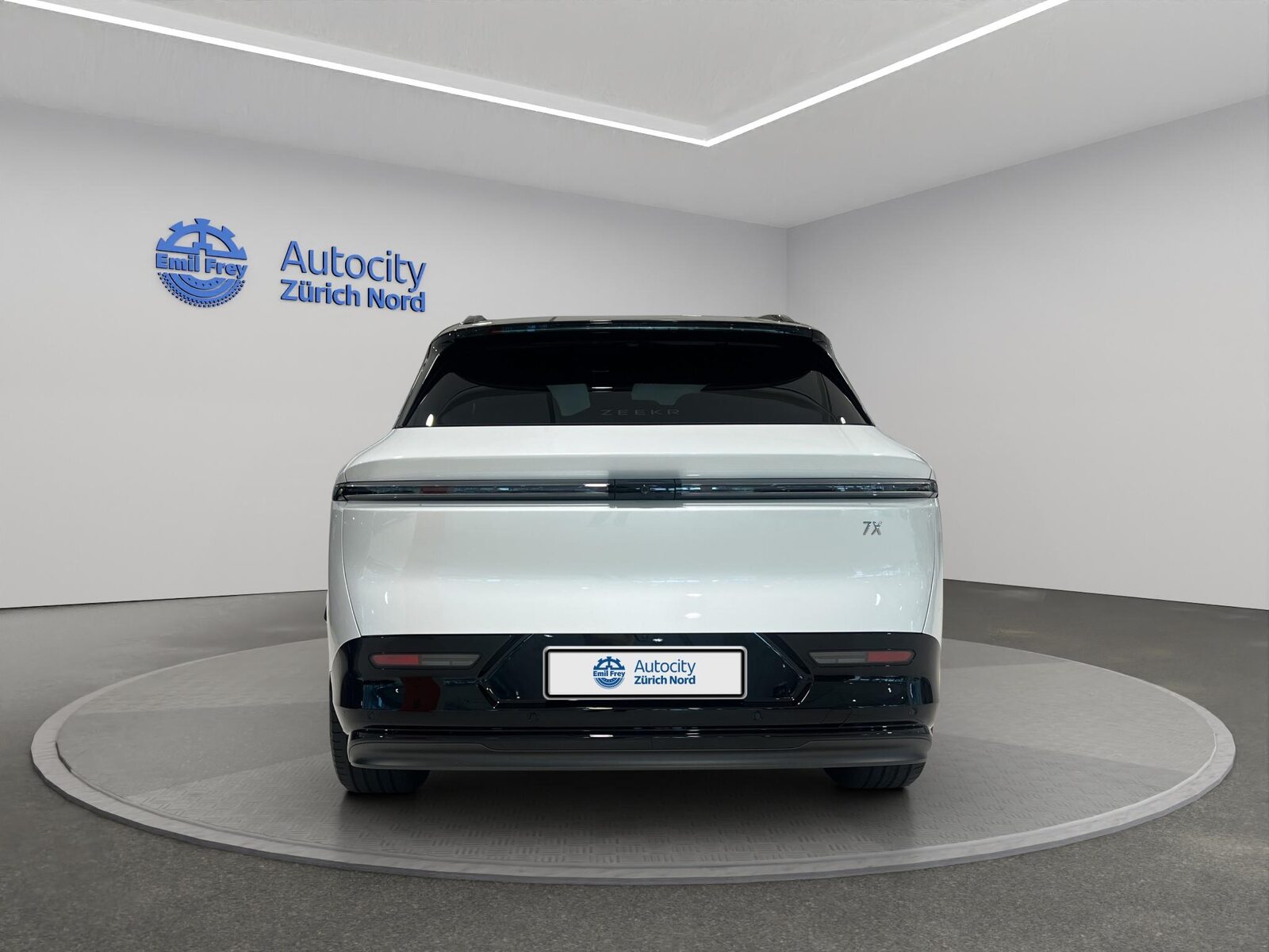ZEEKR 7X Privilege AWD, Elektro, Occasion / Gebraucht, Automatik - 4