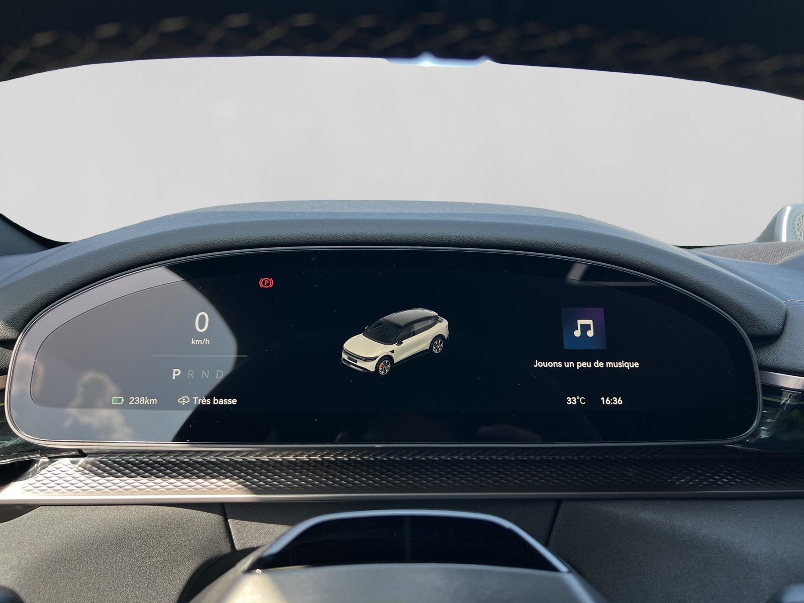 ZEEKR 7X Privilege AWD, Electric, Ex-demonstrator, Automatic - 4