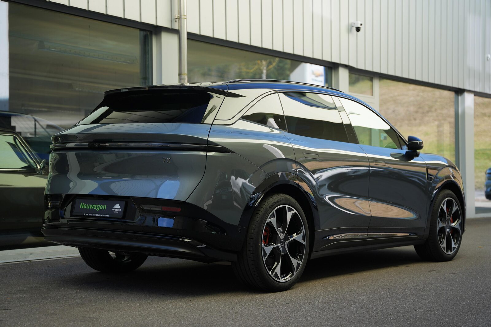 ZEEKR 7X Privilege AWD, Electric, Ex-demonstrator, Automatic - 3
